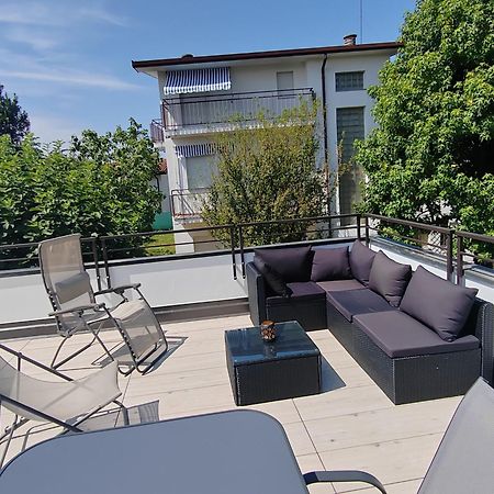 La Terrazza - Very Quiet - Free Park - 3 Min From Varese Center And Lake - Air Conditioning - Cycling Friendly Buitenkant foto