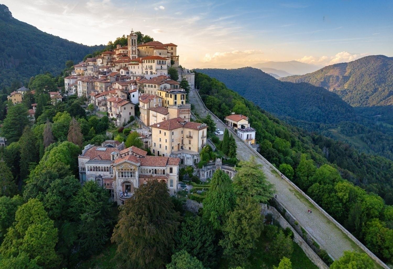 La Terrazza - Very Quiet - Free Park - 3 Min From Varese Center And Lake - Air Conditioning - Cycling Friendly Appartement Buitenkant foto