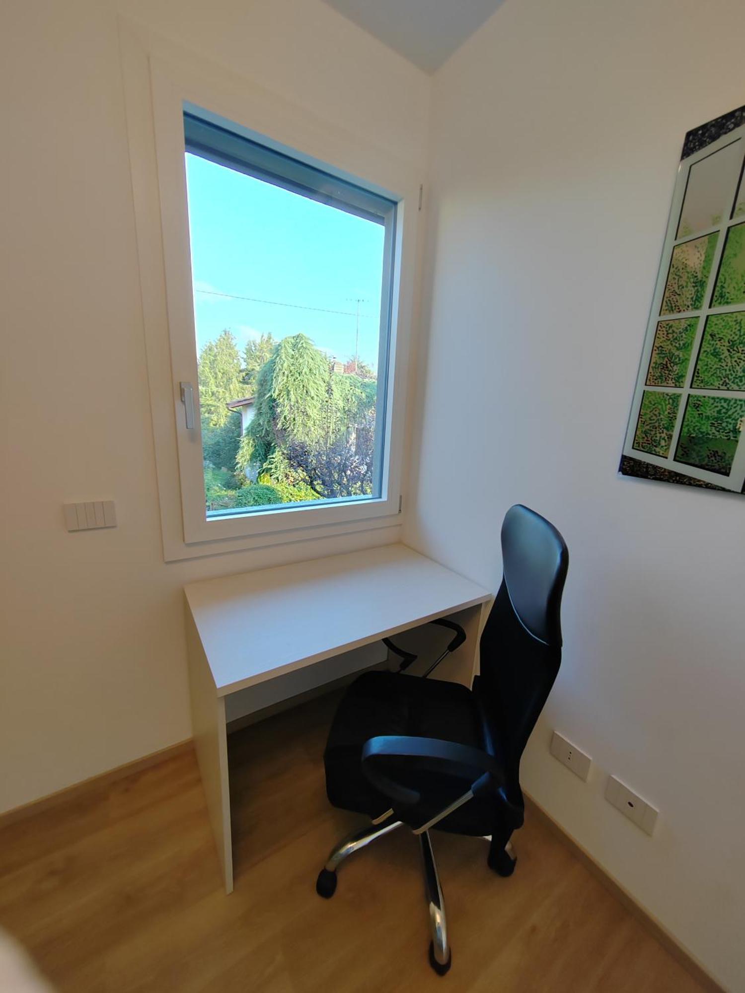 La Terrazza - Very Quiet - Free Park - 3 Min From Varese Center And Lake - Air Conditioning - Cycling Friendly Buitenkant foto
